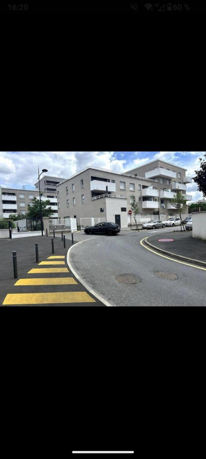 La Royaute A 22 Min De Disneyland Et Center Parcs Meaux Buitenkant foto